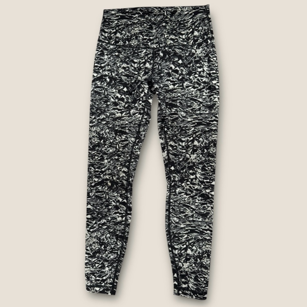 Lululemon Wunder Under High Rise Tight 28" Size 10 Black White Abstract W5BPGS